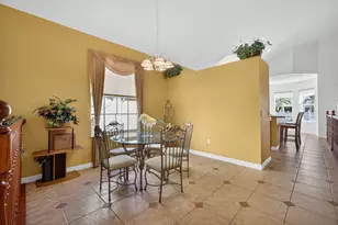 2008 Reston Cir, Royal Palm Beach, FL 33411 - Photo 10