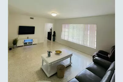 8895 N Bates Road, Palm Beach Gardens, FL 33418 - Photo 6