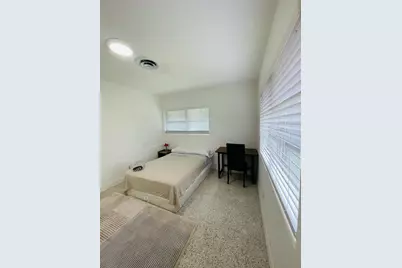 8895 N Bates Road, Palm Beach Gardens, FL 33418 - Photo 28