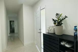 8895 N Bates Rd, Palm Beach Gardens, FL 33418 - Photo 14