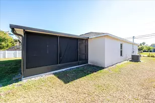 1225 SW Babcock Ave SW, Port Saint Lucie, FL 34953 - Photo 12