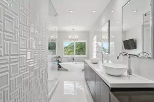 16430 NE 30th Ave, North Miami Beach, FL 33160 - Photo 30