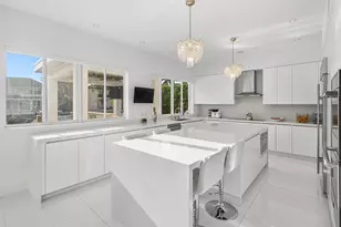 16430 NE 30th Ave, North Miami Beach, FL 33160 - Photo 8