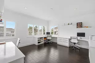 16430 NE 30th Ave, North Miami Beach, FL 33160 - Photo 22