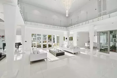 16430 NE 30th Avenue, North Miami Beach, FL 33160 - Photo 6