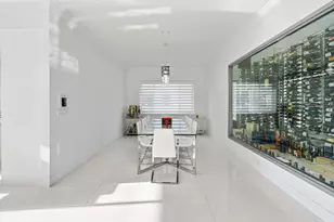 16430 NE 30th Ave, North Miami Beach, FL 33160 - Photo 12