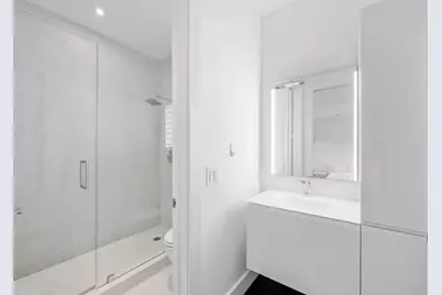 16430 NE 30th Avenue, North Miami Beach, FL 33160 - Photo 36