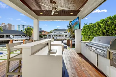 16430 NE 30th Avenue, North Miami Beach, FL 33160 - Photo 52
