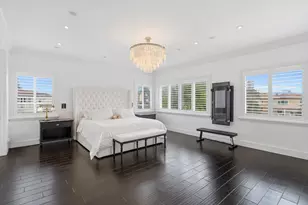 16430 NE 30th Ave, North Miami Beach, FL 33160 - Photo 18