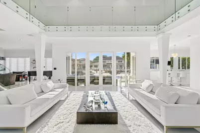 16430 NE 30th Avenue, North Miami Beach, FL 33160 - Photo 8