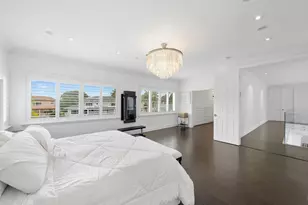 16430 NE 30th Ave, North Miami Beach, FL 33160 - Photo 26
