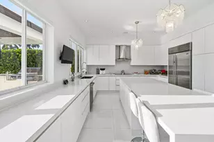 16430 NE 30th Ave, Sunny Isles Beach, FL 33160 - Photo 18