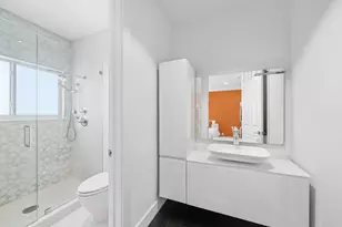 16430 NE 30th Ave, Sunny Isles Beach, FL 33160 - Photo 36