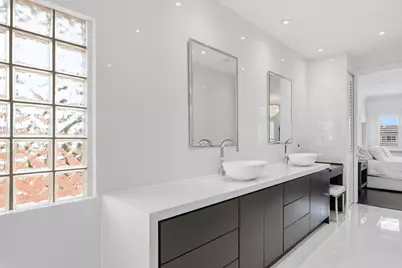 16430 NE 30th Avenue, North Miami Beach, FL 33160 - Photo 32