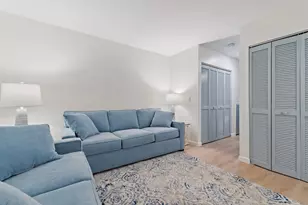 11830 Brier Patch Ct, Wellington, FL 33414 - Photo 8