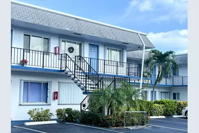 2400 Lake Osborne Drive #102, Lake Worth Beach, FL 33461 - Photo 4