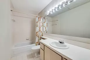 7 Amherst Ct, Royal Palm Beach, FL 33411 - Photo 32