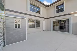 7 Amherst Ct, Royal Palm Beach, FL 33411 - Photo 8