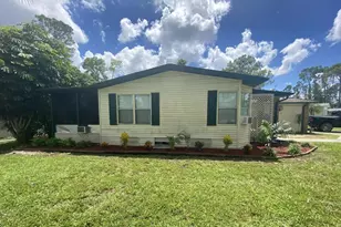 19418 Saddlebrook Ct, North Fort Myers, FL 33903 - Photo 24