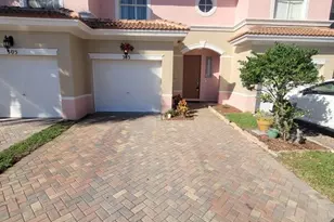 303 Seminole Palms Dr, Greenacres, FL 33463 - Photo 2