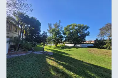 303 Seminole Palms Drive, Greenacres, FL 33463 - Photo 10