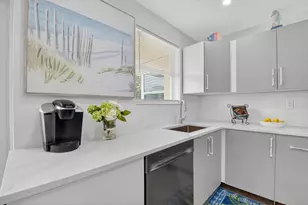 930 Osceola Dr, Boca Raton, FL 33432 - Photo 10