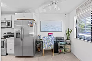 3138 Via Poinciana, Lake Worth, FL 33467 - Photo 10