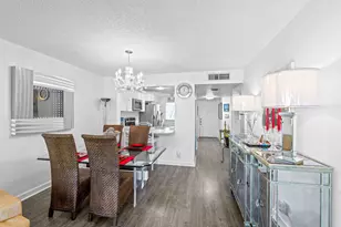 3138 Via Poinciana, Lake Worth, FL 33467 - Photo 12