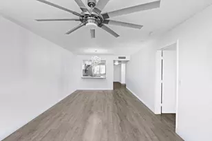 3138 Via Poinciana, Lake Worth, FL 33467 - Photo 14