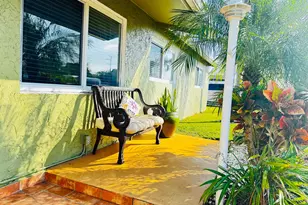 7161 Sheridan St, Hollywood, FL 33024 - Photo 8