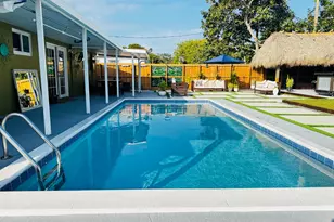 7161 Sheridan St, Hollywood, FL 33024 - Photo 2