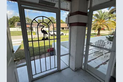 9271 Sun Pointe Drive, Boynton Beach, FL 33437 - Photo 2