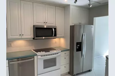 5751 Camino Del Sol #403, Boca Raton, FL 33433 - Photo 10