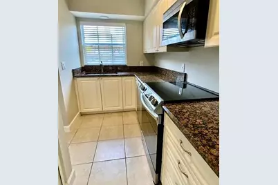 413 N Cypress Drive #4, Tequesta, FL 33469 - Photo 2