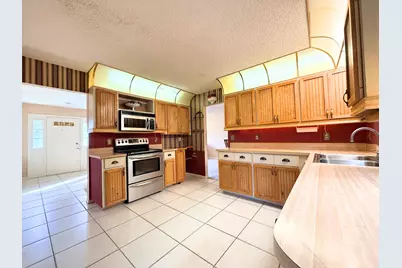 2092 SE Allamanda Drive, Port Saint Lucie, FL 34952 - Photo 10