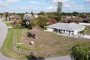 2092 SE Allamanda Dr, Port Saint Lucie, FL 34952 - Photo 34