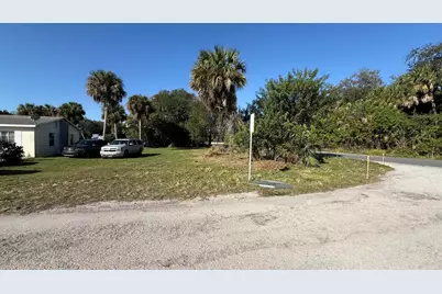 4401 Juanita Avenue, Fort Pierce, FL 34946 - Photo 2