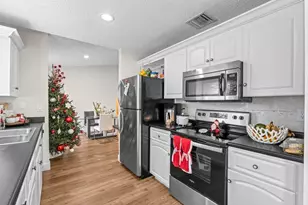 14702 Key Lime Blvd, Loxahatchee, FL 33470 - Photo 6