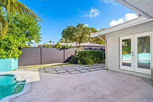 113 Park Ln E, Hypoluxo, FL 33462 - Photo 32