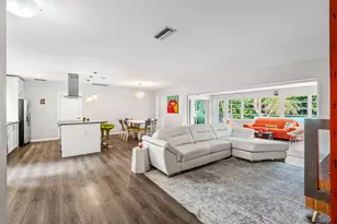 113 Park Ln E, Hypoluxo, FL 33462 - Photo 2