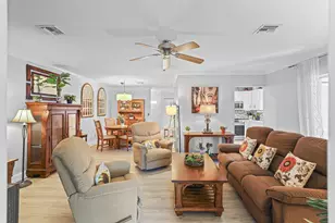 1203 S Lakes End Dr, Fort Pierce, FL 34982 - Photo 16