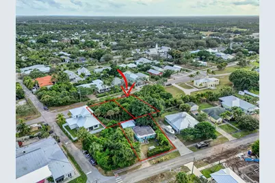 9156 SE Mars Street, Hobe Sound, FL 33455 - Photo 6