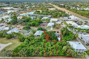 9156 SE Mars St, Hobe Sound, FL 33455 - Photo 1