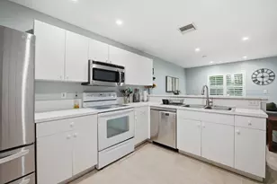 5292 Pine Meadows Rd, Lake Worth, FL 33463 - Photo 10