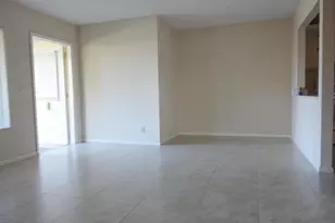 322 Knotty Pine Cir, Greenacres, FL 33463 - Photo 2