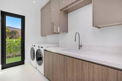 1099 NE 4th Avenue, Boca Raton, FL 33432 - Photo 68