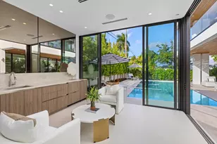 1099 NE 4th Ave, Boca Raton, FL 33432 - Photo 38