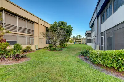 42 Burgundy A #A, Delray Beach, FL 33484 - Photo 34