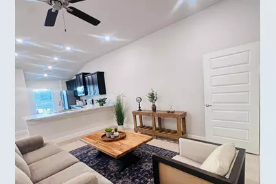 8627 Giovanni Avenue, Fort Pierce, FL 34951 - Photo 10