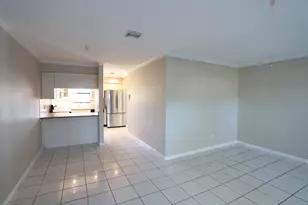 101 Shoreview Dr, Greenacres, FL 33463 - Photo 8